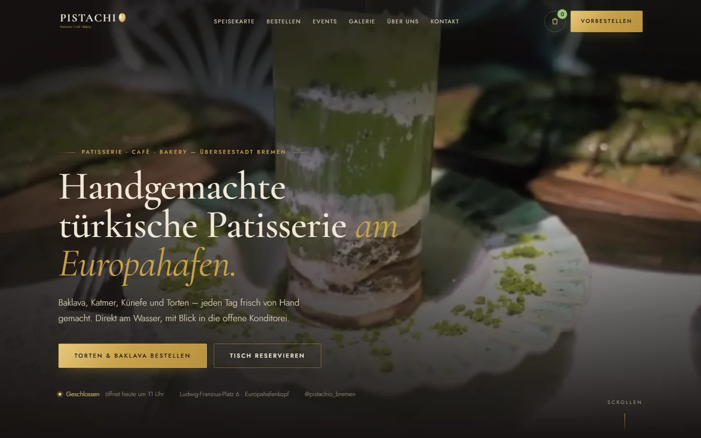 Startseite der Pistachio-Grand-Café-Website mit Video-Hero und Produkt-Vitrine, Desktop- und Mobilansicht